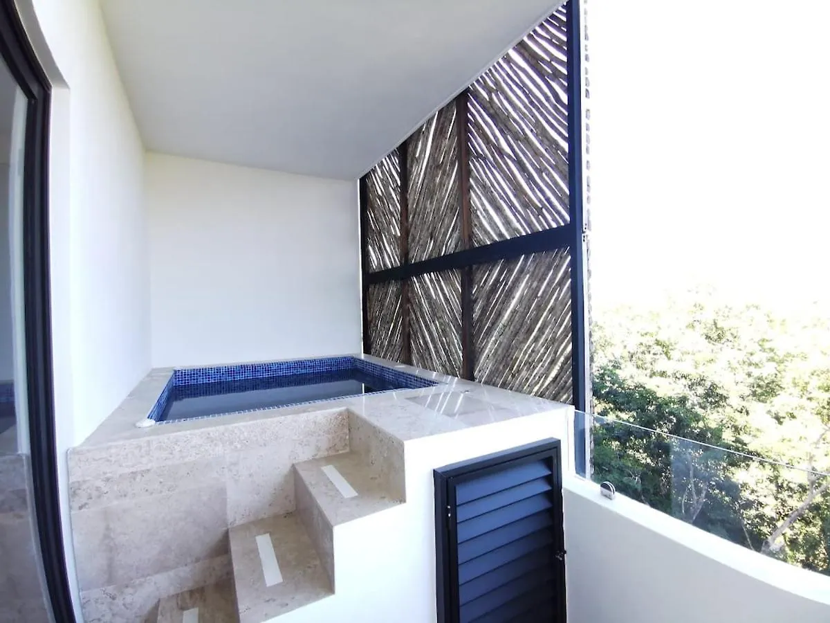 Tulum City Apartments - Zama Tower Premium 0*,